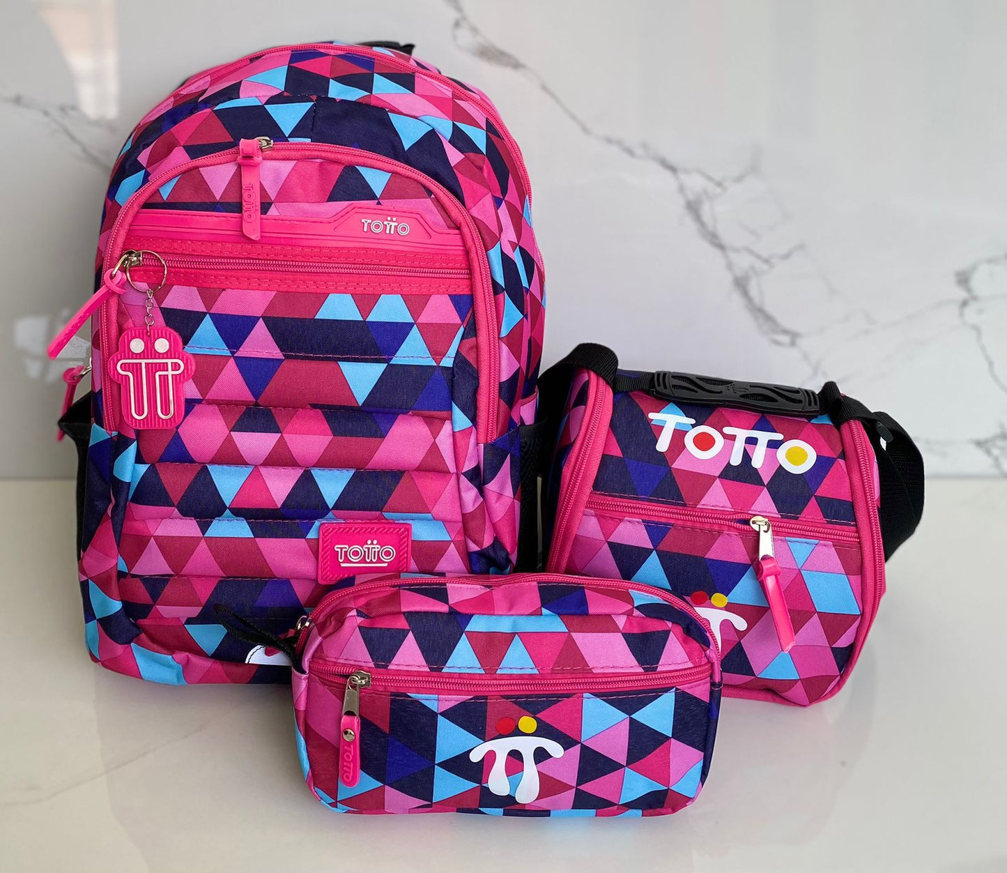 MORRAL +REGALO🎁:LONCHERA 🥪 Y CARTUCHERA ✏️ 🔥 ¡Oferta exclusiva de pretemporada!