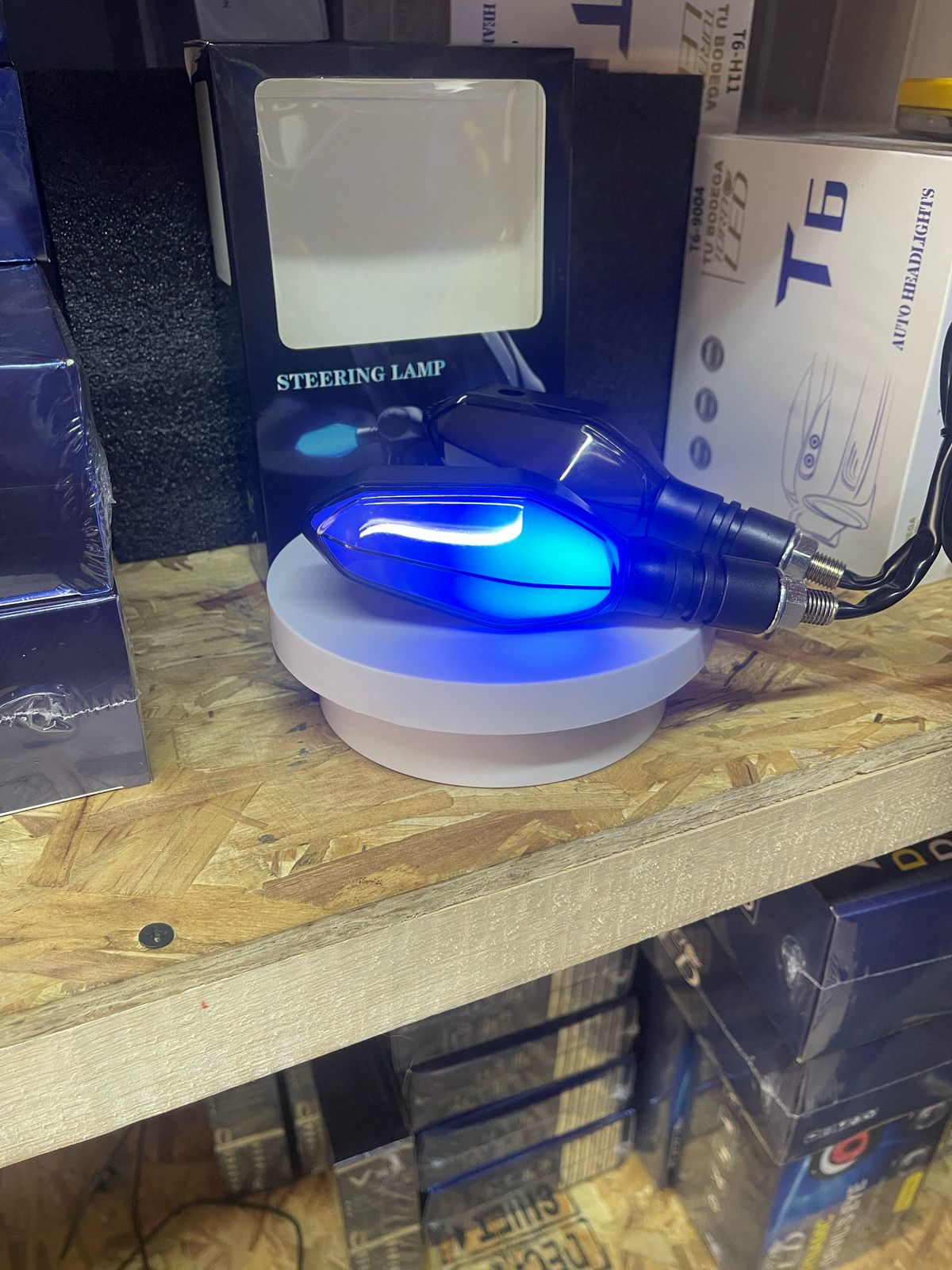 💡 Par de direccionales RGB Turbo LED para Moto – ¡27 Colores + Proyección al Piso!