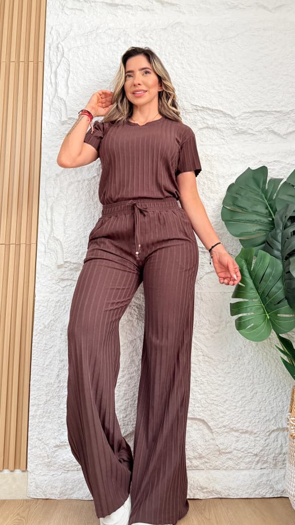 Conjunto Rib Premium Azul Candy – Comodidad y Estilo que se Amolda a Ti 💙